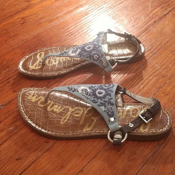 Sam Edelman Women's Greta 2 Embroidered Sandal 5.5 - Picture 2 of 5